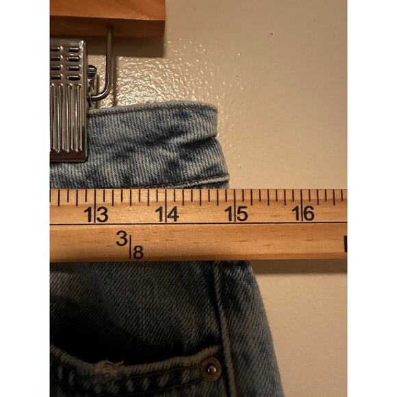 TopShop Mom Denim Shorts Womens Sz 6 Cut off Distressed Raw Hem‎ High Rise Boho - Picture 4 of 7